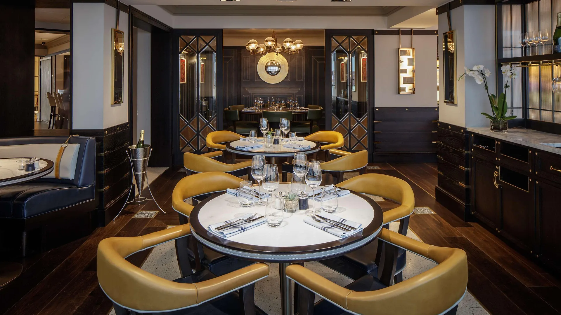 Conrad Dublin Hotel 5*,  Ireland